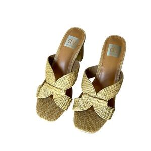 dolce vita women’s slip on straw chunky heel sandals size 8M